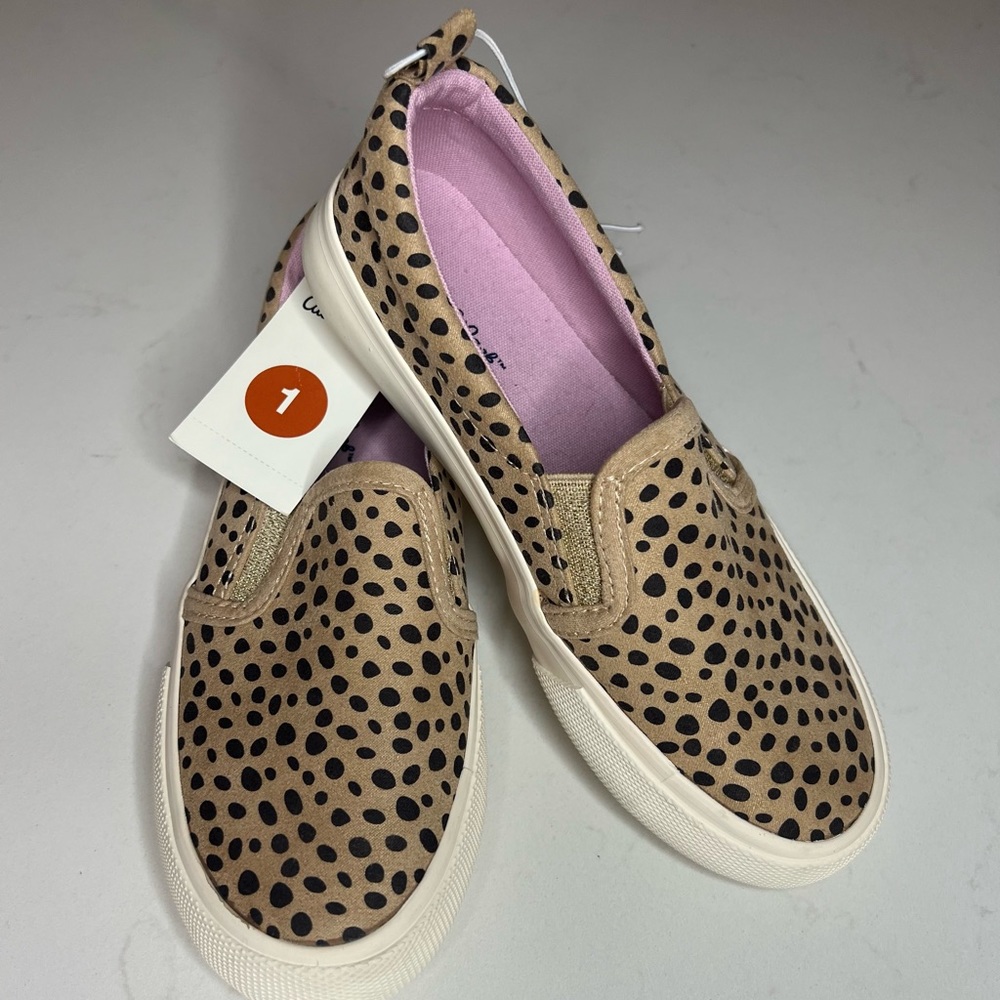 Cat & Jack animal print slip ons in kids size 1